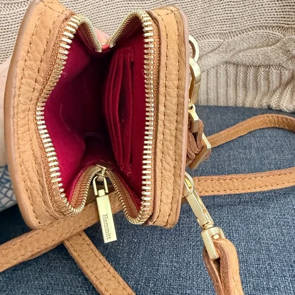 Hammitt Tan Leather Phone Crossbody - Picture 4 of 4